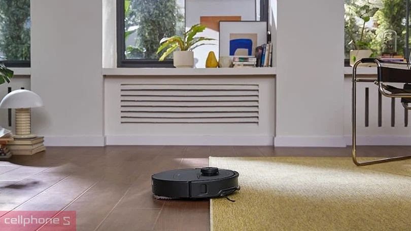 Robot hút bụi Roborock Q Revo Master – Làm sạch mọi ngóc ngách