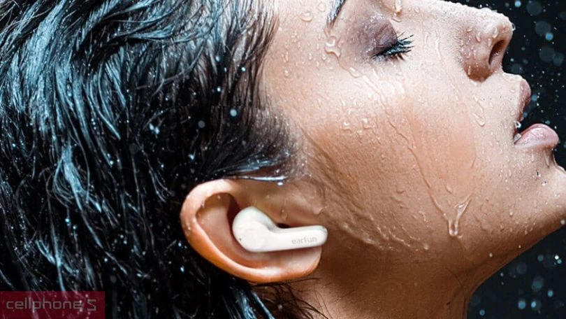 Pin cùng khả năng kháng nước của tai nghe Bluetooth Earfun Air Life