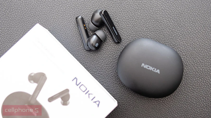Đánh giá tai nghe không dây Nokia 731