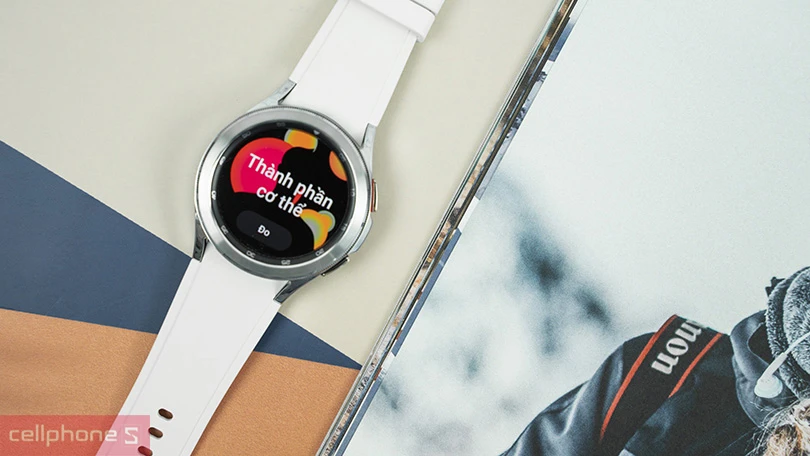 Samsung Galaxy Watch4 Classic 42 mm – Cảm hứng từ chiếc đồng hồ cổ điển