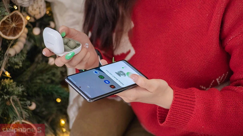 Tai nghe Samsung Galaxy Buds2 –  Màu đầy cá tính và tính năng chống tiếng ồn vượt trội