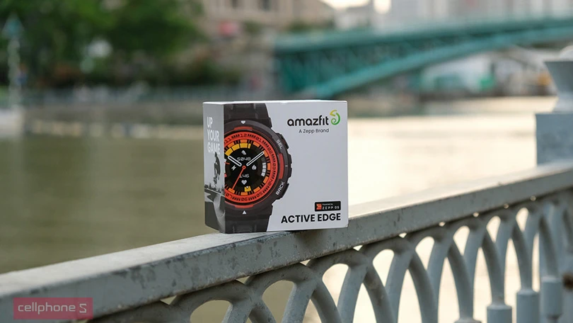 Vì sao nên mua đồng hồ Amazfit Active Edge?