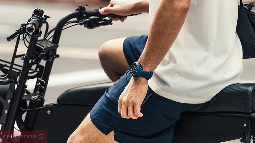 Đánh giá đồng hồ thông minh Garmin Instinct Crossover