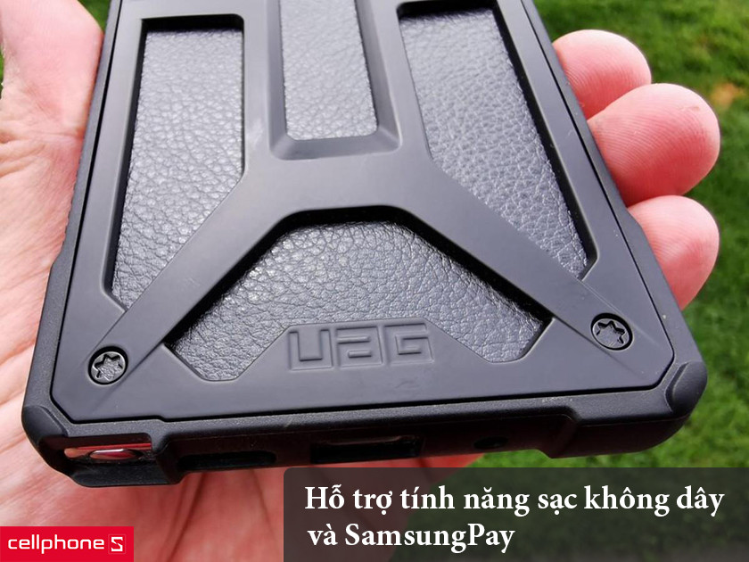 hỗ trợ cả khả năng hỗ trợ sạc không dây