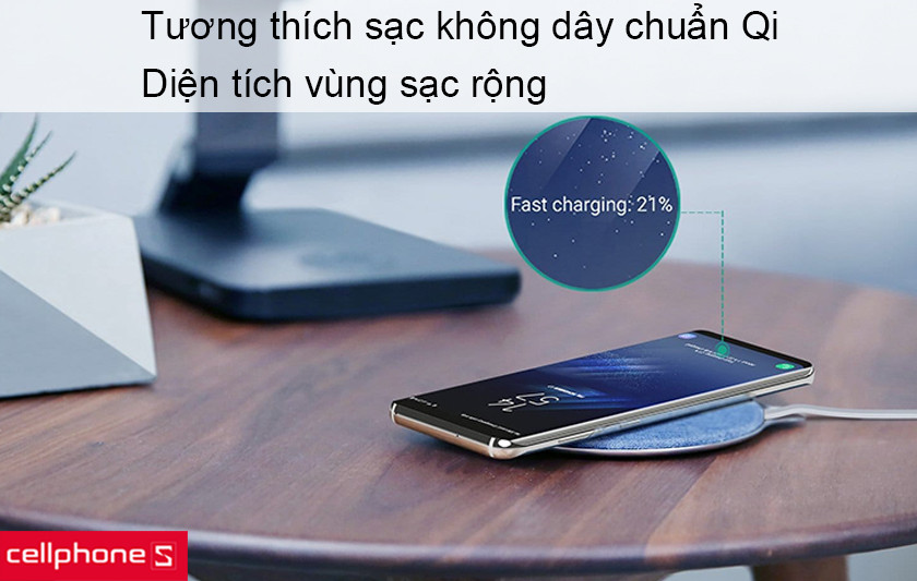 Hoàn toàn tương thích với chuẩn sạc không dây Qi, sử dụng dễ dàng