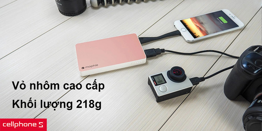 Vỏ aluminum cao cấp, trọng lượng 218g