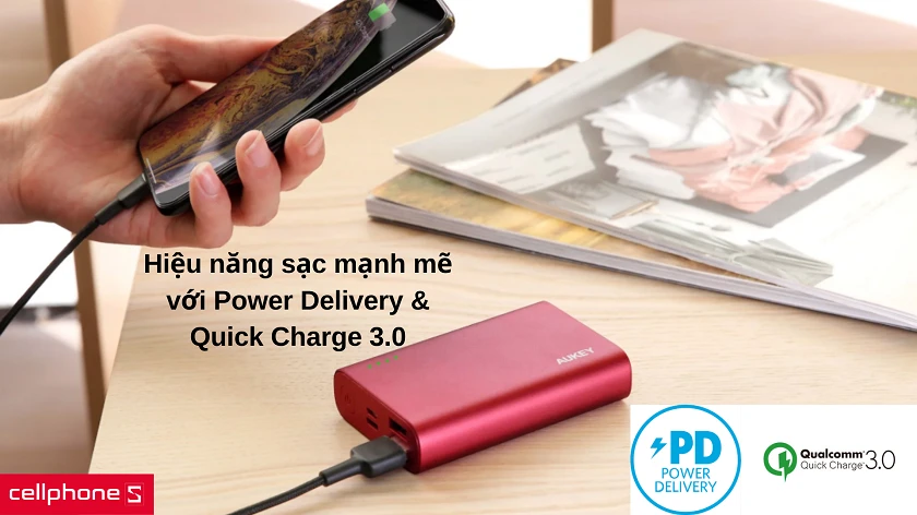 Hỗ trợ hai công nghệ sạc nhanh Quick Charge 3.0 và Power Delivery