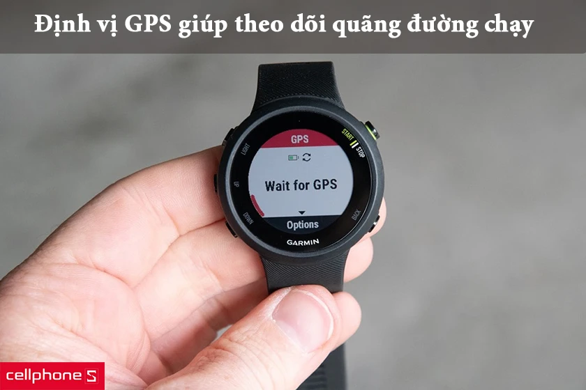 Forerunner 45S tập trung chủ yếu vào những người chạy bộ vì vậy dĩ nhiên nó phải được tích hợp bộ định vị GPS