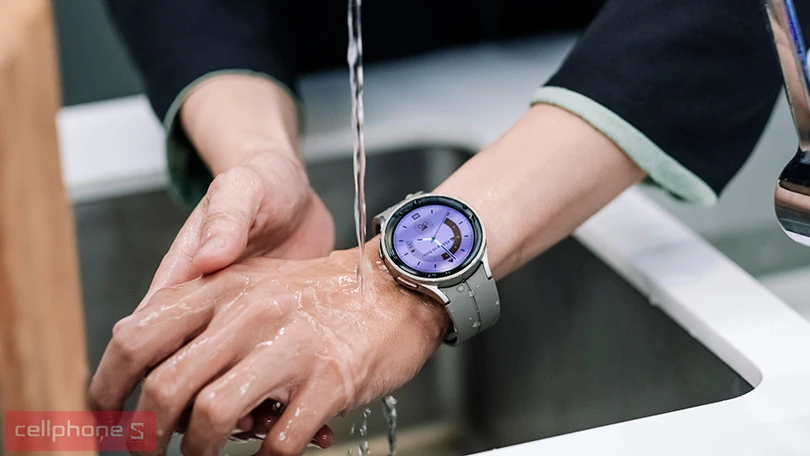 Samsung Galaxy Watch5 Pro hỗ trợ kháng nước
