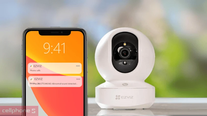 Nhận cảnh báo tức thì từ camera TY1 Pro qua ứng dụng EZVIZ