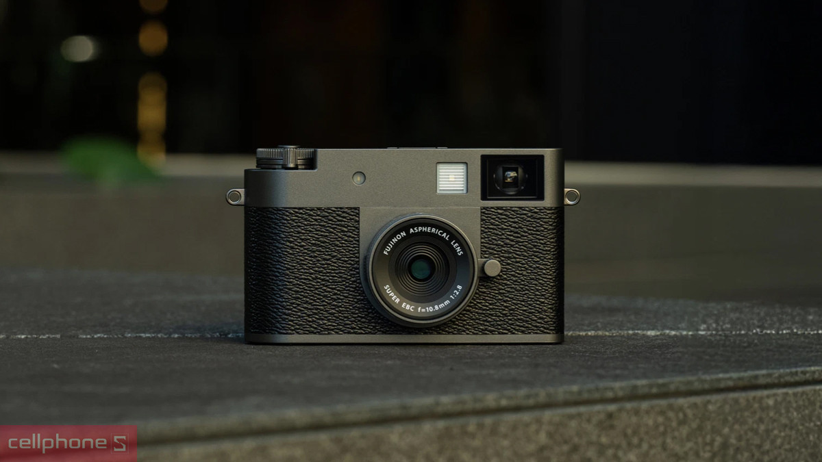 Camera máy ảnh