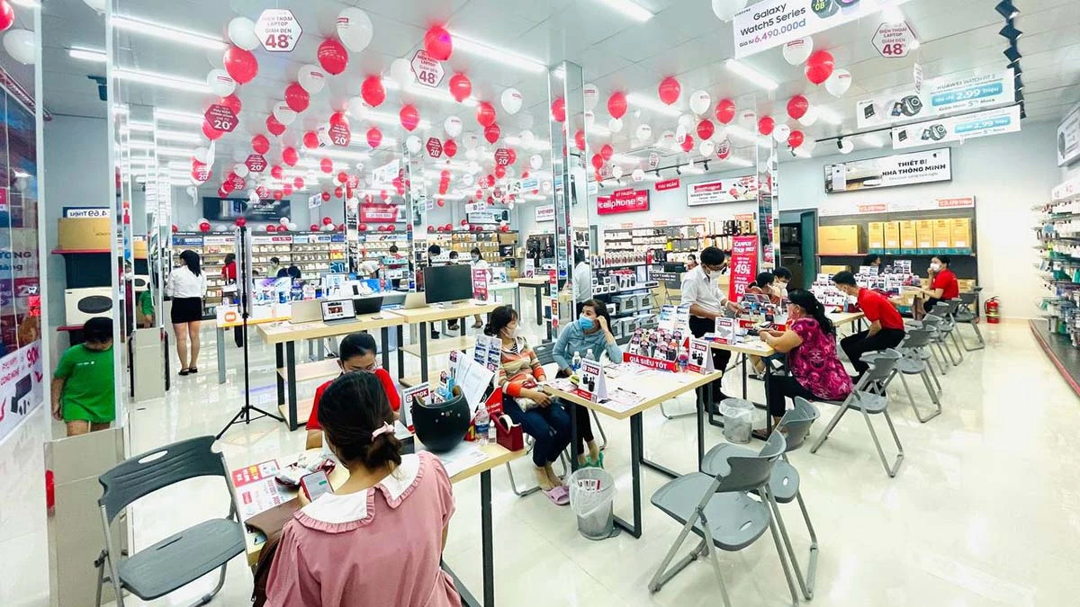 CellphoneS khai trương trung tâm laptop 885 Cách Mạng Tháng 8 Tây Ninh