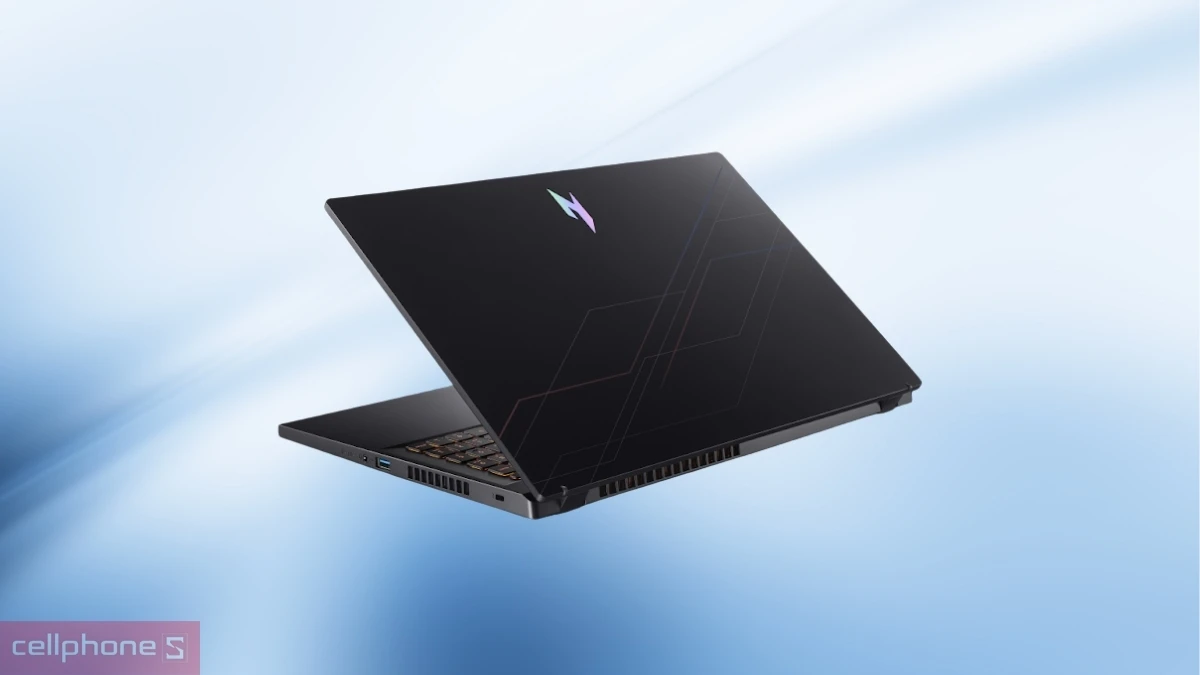 Dung lượng pin, cổng kết nối của laptop Acer Gaming Nitro V 15 ProPanel ANV15-52-59AA