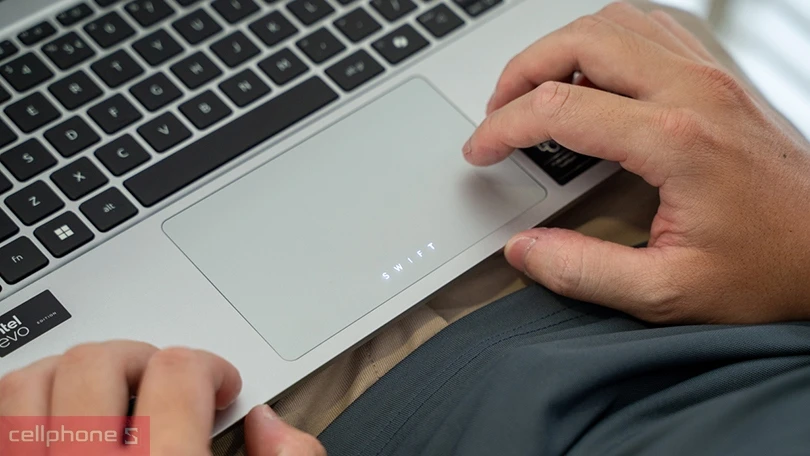 Thiết kế laptop Acer Swift Go 14 AI SFG14-73-71ZX