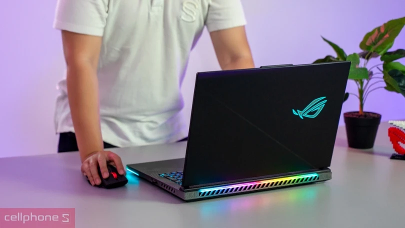 Laptop Asus Gaming ROG Strix SCAR 18 G834JY-N6039W