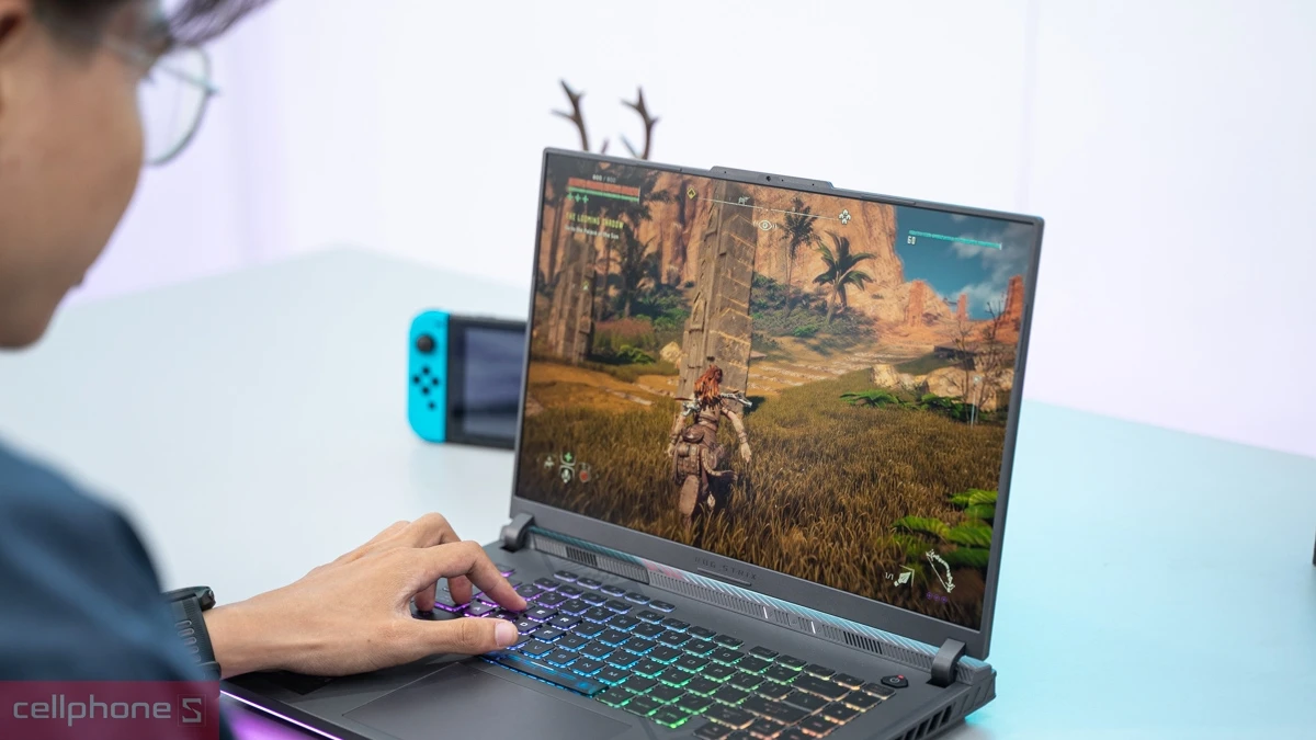 AI trên ASUS ROG Strix G16 G615JHR-S5069W