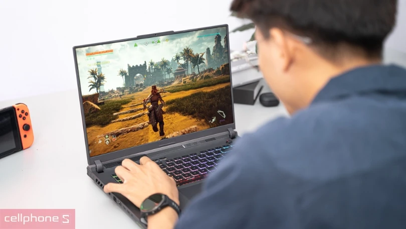 CPU laptop ASUS ROG Strix G16 G615LR S5238W