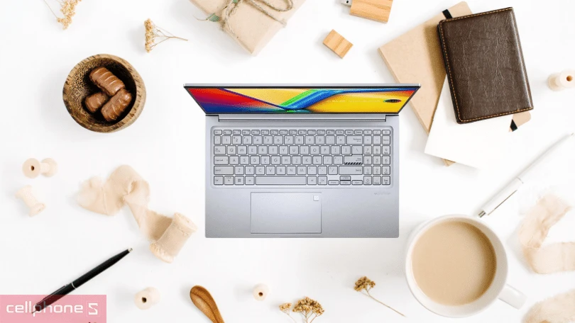 Laptop Asus Vivobook 15 OLED A1505VA-L1201W - Ngoại hình tối giản