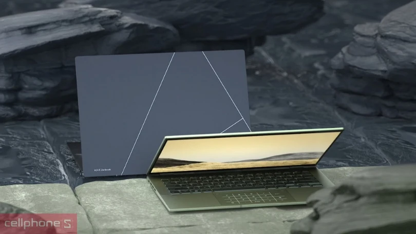 Laptop Asus Zenbook i5