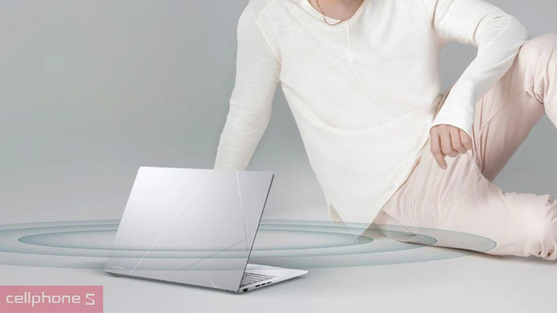 Laptop Asus Zenbook 14 OLED UX3405MA-PP588W - Ngoại hình mỏng nhẹ với cấu hình vượt trội