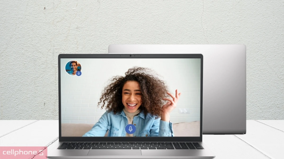 Hệ thống âm thanh sống động, webcam sắc nét