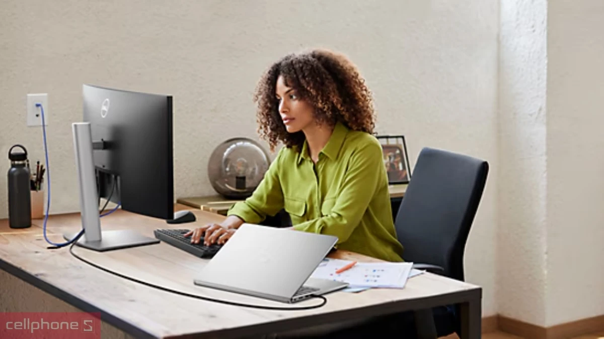 Laptop Dell Inspiron 15 3530 J9XFD - Kiểu dáng thời thượng và dung lượng pin cao
