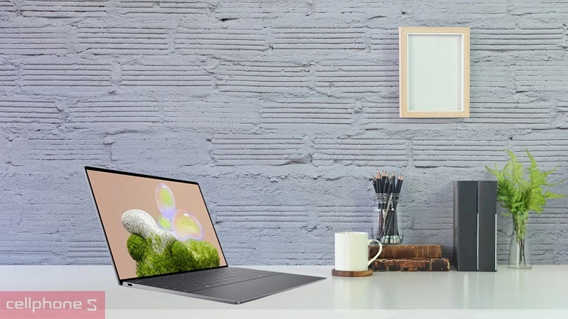 Pin và cổng kết nối trên laptop Dell XPS 13 9350 71058714