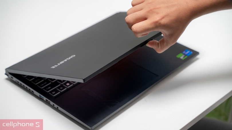 Thiết kế laptop Gigabyte G6 KF-9RC56KF0HJJANIVN000