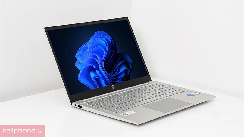  Laptop HP Pavilion 14-DV2034TU 6K770PA