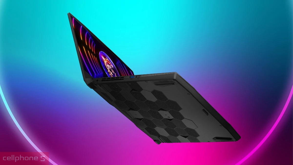 Hệ thống cổng kết nối của lMàn hình, chất lượng hiển thị của laptop MSI Katana 15 B13UDXK-2412VN