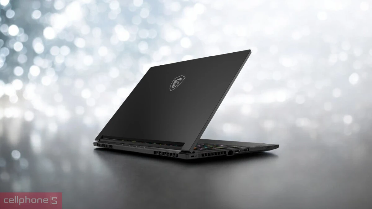 RAM, ổ cứng của laptop MSI Stealth A16 AI+ A3XWFG-018VN Ryzen AI 9