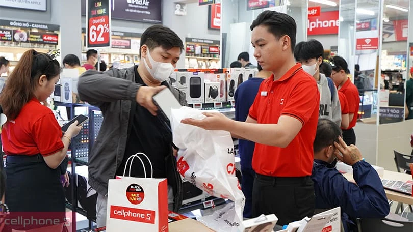 Mua laptop MSI Bravo tại CellphoneS