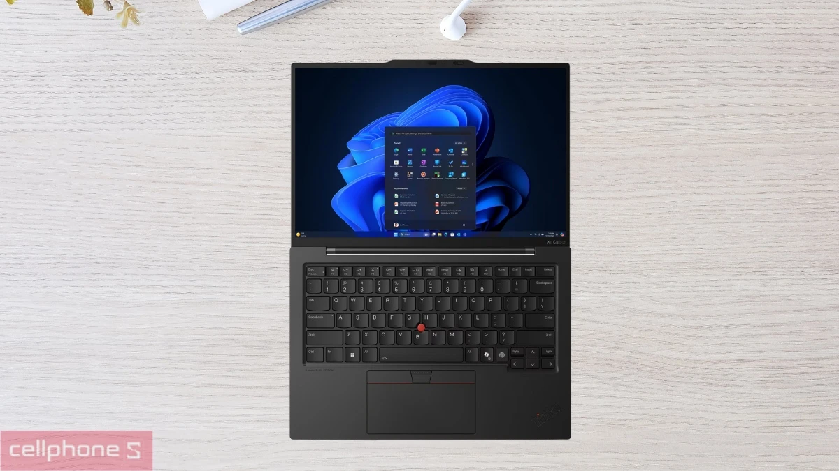 Màn hình, chất lượng hiển thị của laptop Lenovo ThinkPad X1 Carbon Gen 13 Aura Edition 21NX0039VN