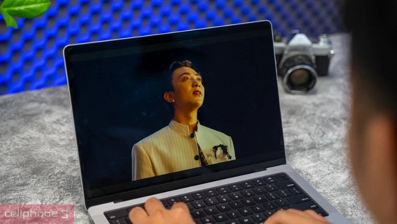Macbook Pro 2024 14 inch
