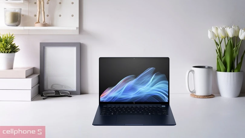 Pin và cổng kết nối của laptop HP EliteBook Ultra G1I BC4N5AT