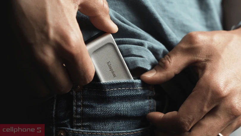 Dung lượng ổ cứng di động SSD Kingston XS2000 USB 3.2 4TB