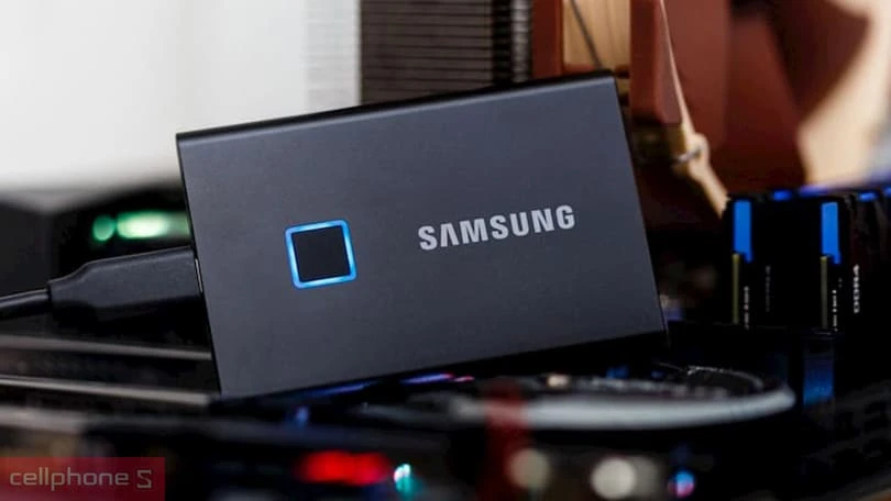 Chọn ổ cứng SSD Samsung dựa vào khả năng kết nối