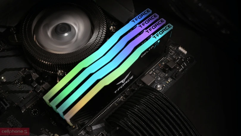 RAM PC TEAM T-Force Delta White RGB 8GB DDR4 3600MHZ