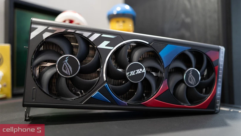 Hệ thống tản nhiệt và thiết kế của VGA ASUS ROG Strix GeForce RTX 4080 Super 16GB ROG Strix RTX4080S Gaming