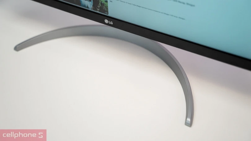 Màn hình LG UltraFine 27UP600-W 27 inch UHD 4K IPS - Giúp bạn quan sát rõ đến từng chi tiết