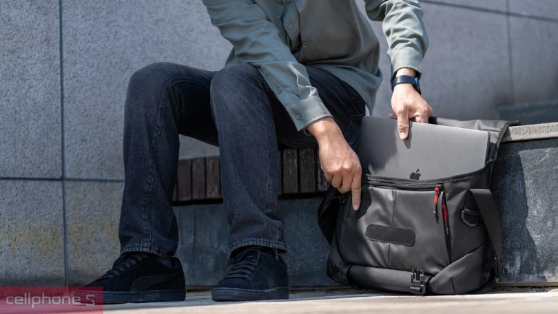 Túi Tomtoc Premium 16 inch Bag Commuting & Travel – Sử dụng lâu dài