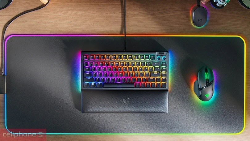 Thiết kế bàn phím cơ Razer Blackwidow V4 75%