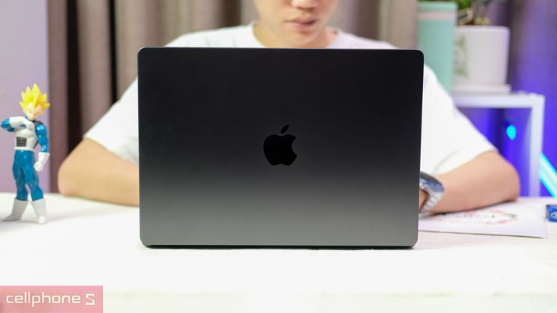 Dịch vụ bảo hành CareS Macbook Pro 14 inch M3 hỗ trợ bảo hành cả pin, phụ kiện chính hãng đi kèm với thiết bị