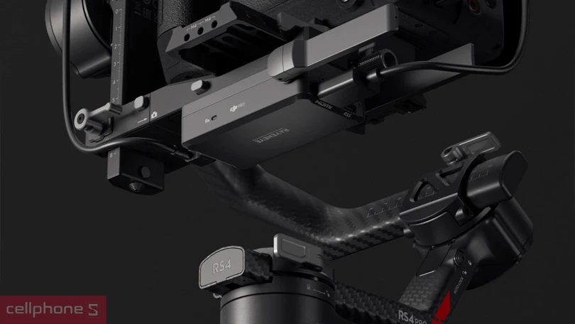 Tay cầm chống rung máy ảnh DJI Ronin RS4 Pro ổn định, tiện lợi