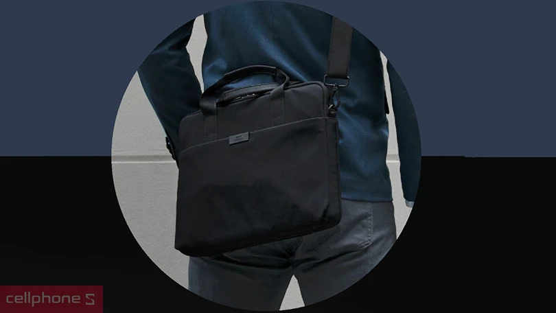 Túi chống sốc UniQ Stockholm Protective Nylon Messenger 16 inch