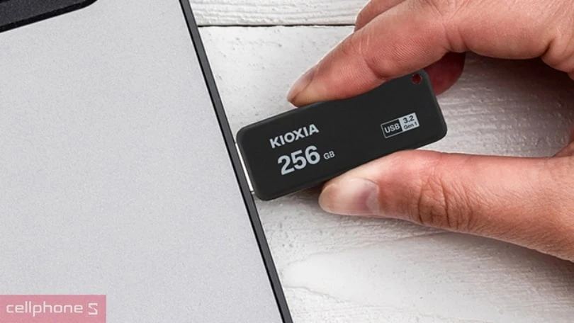 Dung lượng USB Kioxia U365 256GB