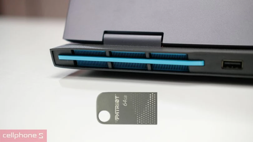 TỐc độ USB 3.2 Patriot Dark Shadow 64GB