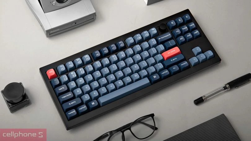 Bàn phím không dây Keychron V3 Max Swappable RGB Backlight - 88 phím, RGB ấn tượng