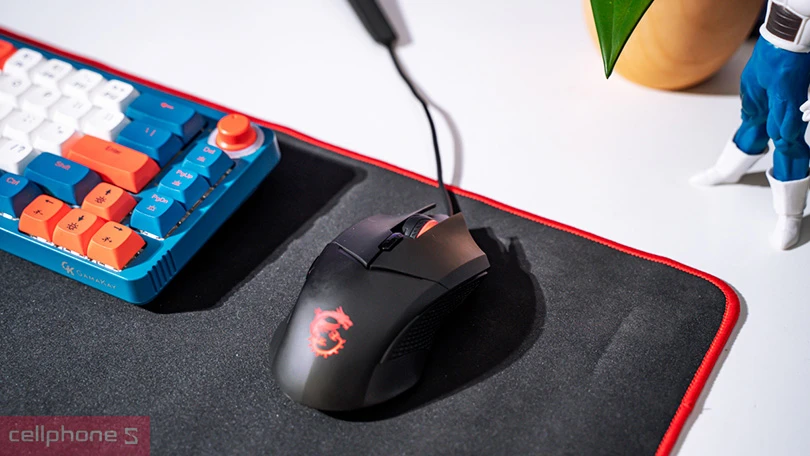 Chuột Gaming Có Dây MSI Clutch GM08 - Mạnh mẽ, thời thượng