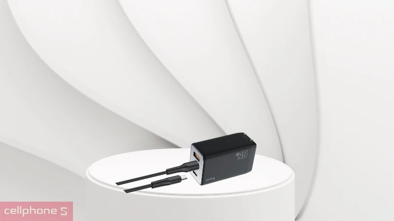 Sạc nhanh mini Trusmi PD 65W GAN 1A+2C kèm cáp type-C to type-C 60W CH05
